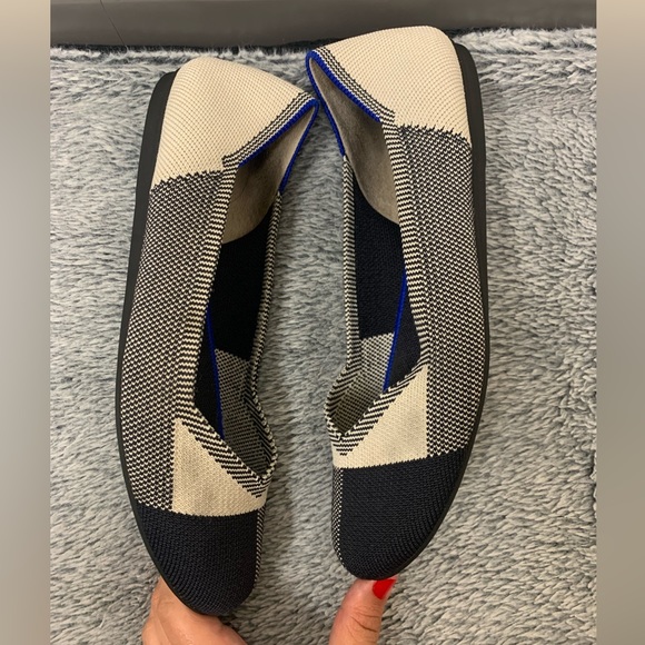 Rothy’s Flats - Picture 4 of 9